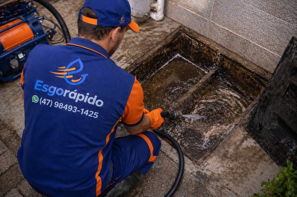Limpeza de Caixa de Gordura em Joinville